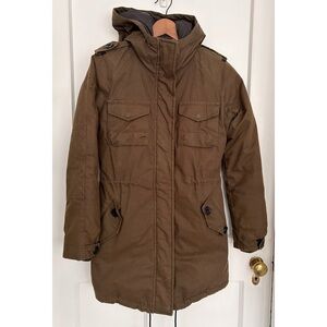 Aritzia/Community Winter Coat in Army Green Size XXS